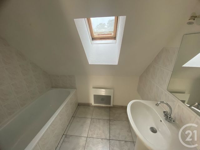 Appartement F2 à louer - 2 pièces - 39.92 m2 - LA BARTHE DE NESTE - 65 - MIDI-PYRENEES - Century 21 Gm Immobilier