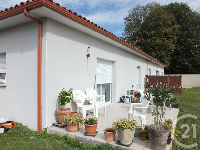 maison à louer - 4 pièces - 120.0 m2 - CAPVERN LES BAINS - 65 - MIDI-PYRENEES - Century 21 Gm Immobilier