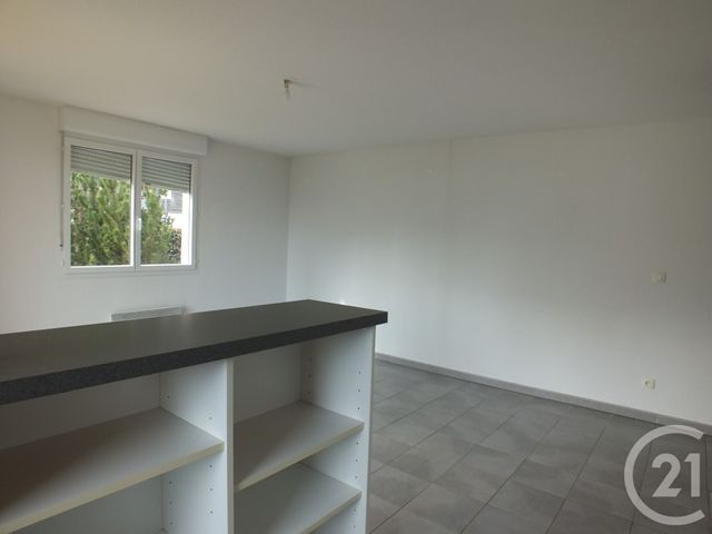 Appartement F3 à louer - 3 pièces - 55.72 m2 - LANNEMEZAN - 65 - MIDI-PYRENEES - Century 21 Gm Immobilier