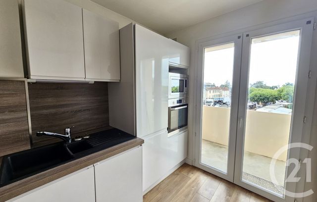 Appartement F4 à vendre - 4 pièces - 112.69 m2 - LANNEMEZAN - 65 - MIDI-PYRENEES - Century 21 Gm Immobilier