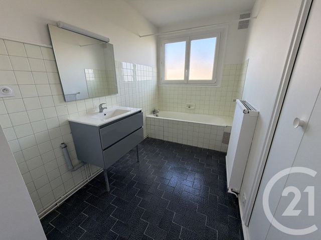 Appartement F3 à louer - 3 pièces - 73.09 m2 - LANNEMEZAN - 65 - MIDI-PYRENEES - Century 21 Gm Immobilier