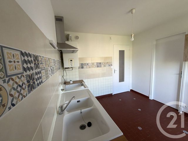 Appartement F3 à louer - 3 pièces - 73.09 m2 - LANNEMEZAN - 65 - MIDI-PYRENEES - Century 21 Gm Immobilier