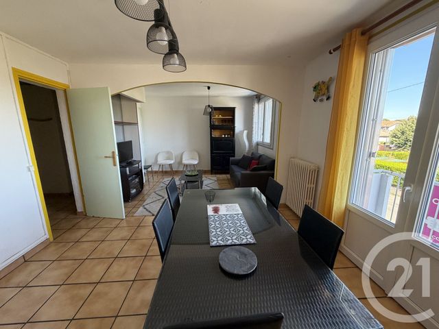 Appartement T4 à vendre - 4 pièces - 61.59 m2 - LANNEMEZAN - 65 - MIDI-PYRENEES - Century 21 Gm Immobilier