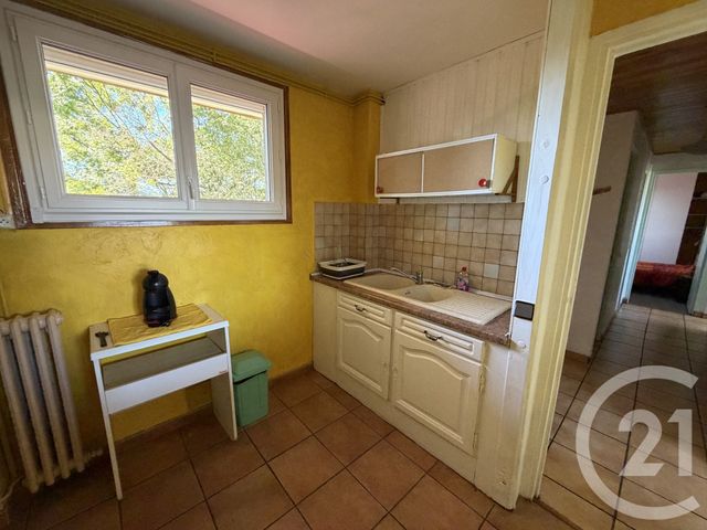 Appartement T4 à vendre - 4 pièces - 61.59 m2 - LANNEMEZAN - 65 - MIDI-PYRENEES - Century 21 Gm Immobilier