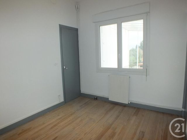 Appartement F3 à louer - 3 pièces - 79.91 m2 - LANNEMEZAN - 65 - MIDI-PYRENEES - Century 21 Gm Immobilier