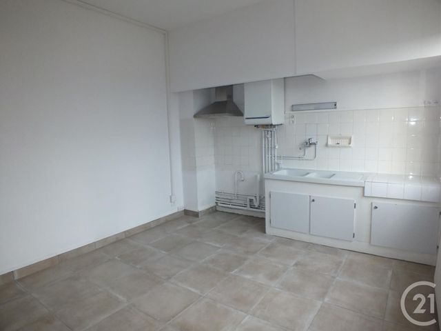 Appartement F3 à louer - 3 pièces - 79.91 m2 - LANNEMEZAN - 65 - MIDI-PYRENEES - Century 21 Gm Immobilier